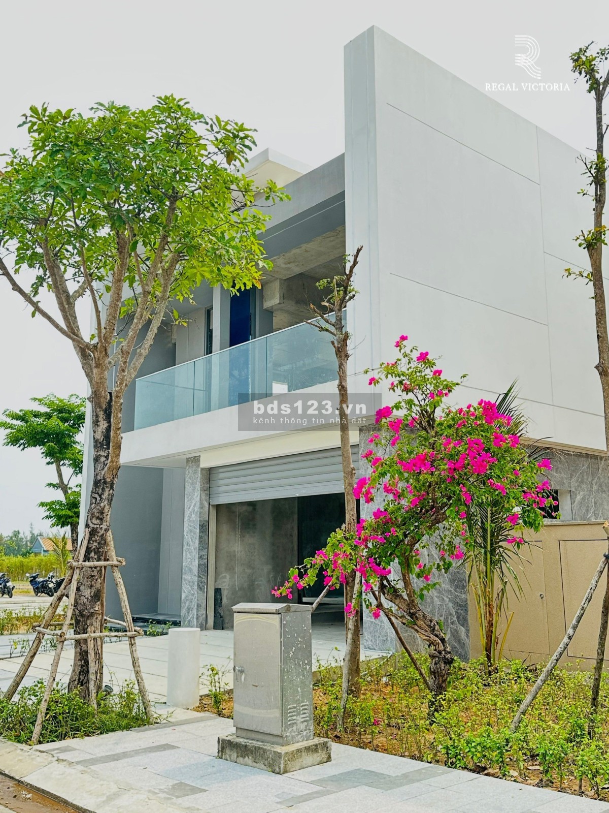 Bán nhanh biệt thự 427m2 3PN có hồ bơi cạnh Ocean Villas View kênh 2 mặt tiền 12tỷ