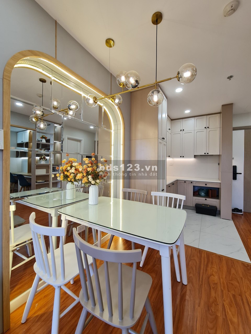 Tôi cần bán nhanh căn hộ Vinhomes Imperia 43m2 _ giá 1.7 tỷ bao phí
