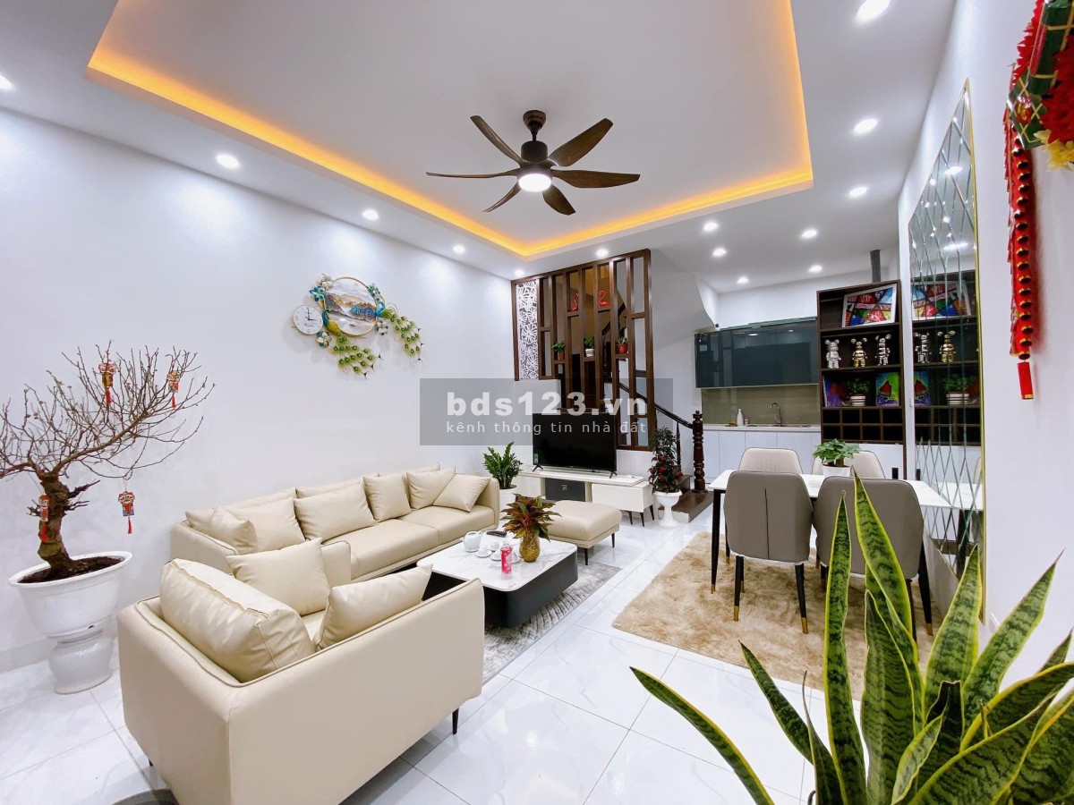Bán nhà riêng siêu phẩm Thanh Xuân - Nhà đẹp như tranh - Tặng full nội thất - Ở ngay