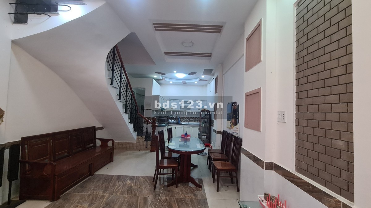 Chính chủ cần bán nhà số 41/4C, Bùi Văn Thêm, LH 0974153674