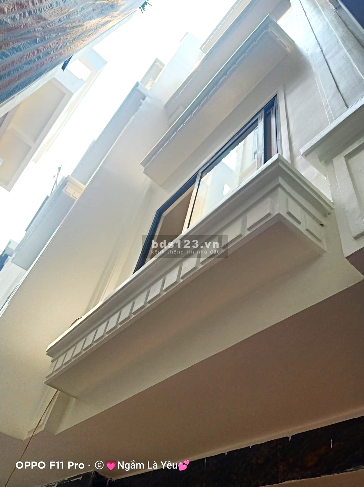 Cần bán gấp - Siêu phẩm phố Kim Mã – Ba - DT 33m2 – 5 tầng – MT 4.2m.