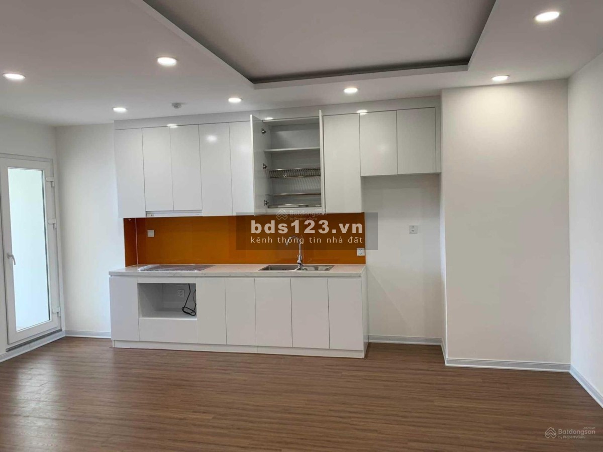 Mở bán 3 căn hộ DT 63 - 71 - 77m2 căn 2PN - 3PN tại tầng 35 tòa River. Giá hấp dẫn chỉ 29tr/m2