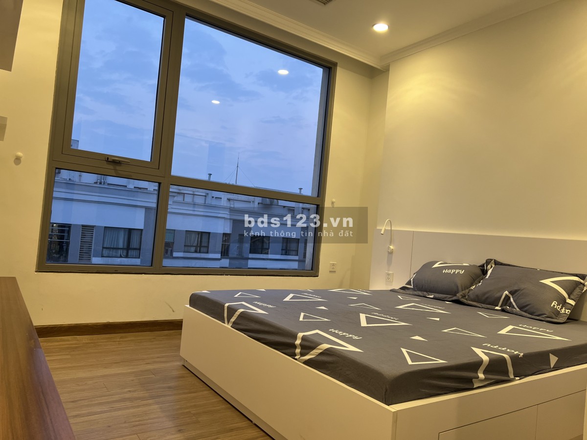 Bán căn hộ 3 ngủ góc 93m2 Park Hill, kđt times city đầy đủ đồ 5.7 tỷ bao phí