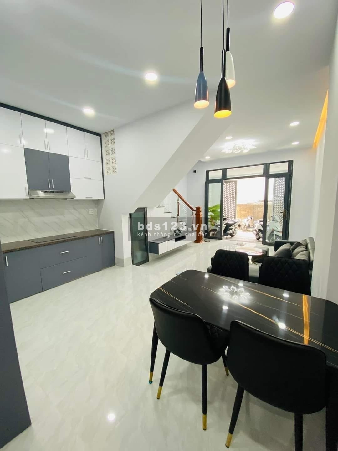 Bán nhà mặt tiền 70m2 MT Nguyễn Hữu Thọ, Nhà Bè 1,65 tỷ