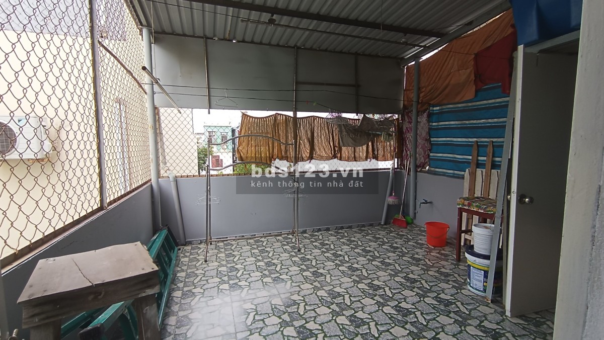 Cho thuê nhà 3 tầng Lê Thị Hồng Gấm sát Phan Đăng Lưu khu kinh doanh sầm uất , tụ họp 4 trường dh