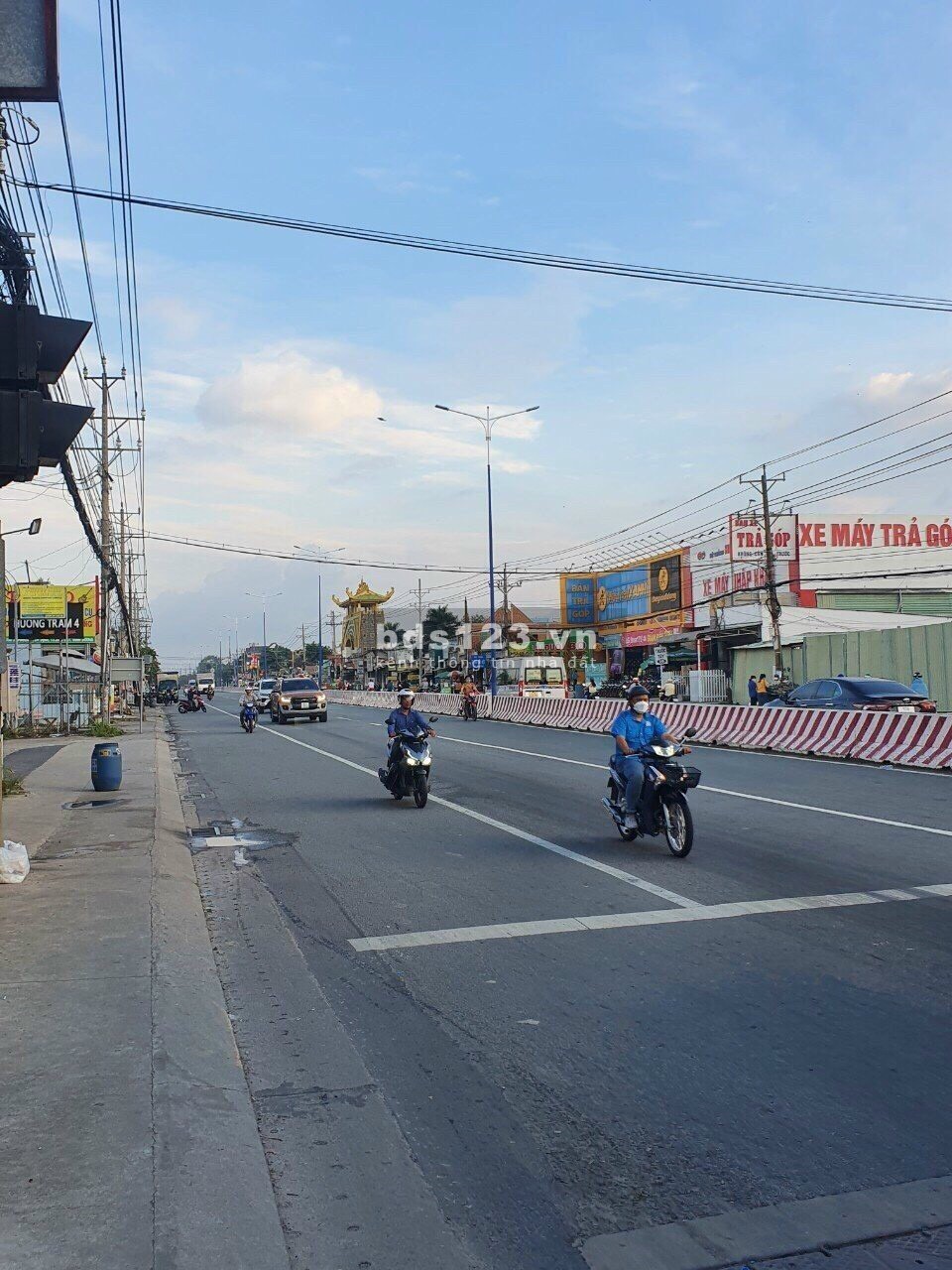 Chú Hải về hưu cần bán đất không qua môi giới 1260m2, đường 16m thông từ trường học sang chợ