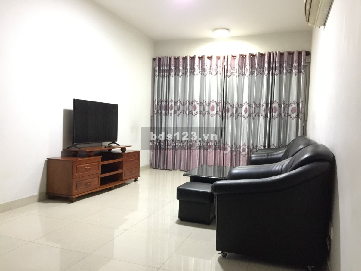 Chính chủ bán CH Cộng Hòa Plaza 2PN, 2WC, SH Lâu dài. Giá Bán: 3.7 tỷ ( còn TL giảm)