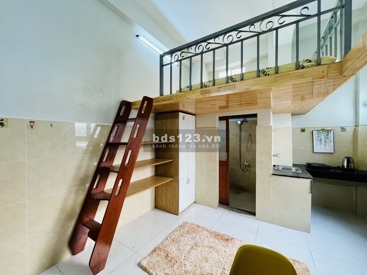 Cho thuê căn hộ dịch vụ có gác tiện nghi duplex tiện nghi Thành Thái - Lý Thường Kiệt