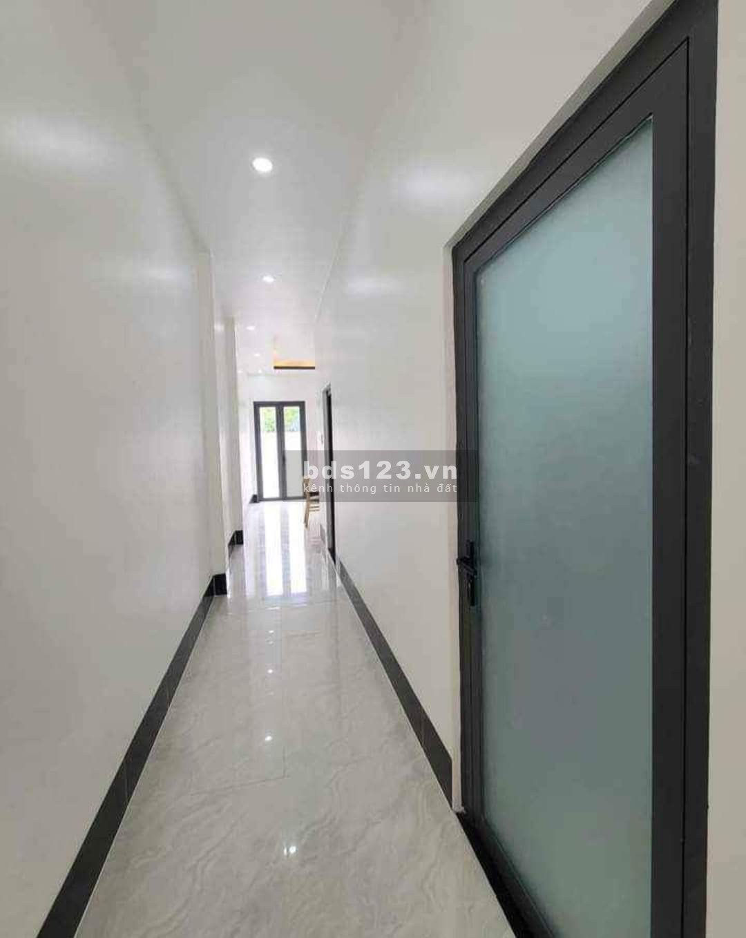 Cần bán nhà mặt tiền gấp ở Quận 7 - TP Hồ Chí Minh giá 1.9 Tỷ
