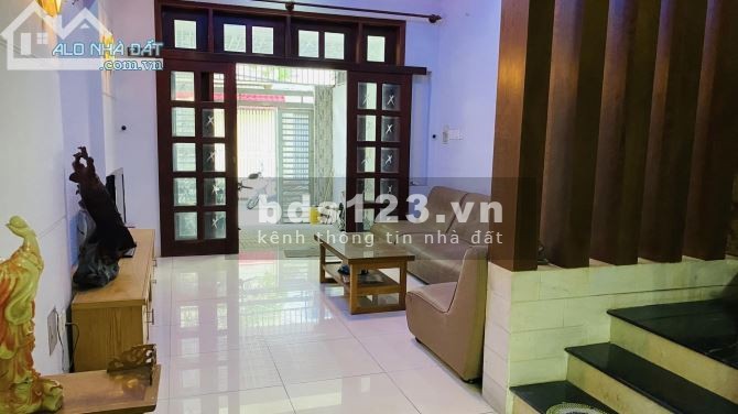 Cần gần cầu lủ Định Công thượng, nhà mới Ô TÔ ĐỖ CỬA, 35m 4 tầng chỉ 4 tỷ