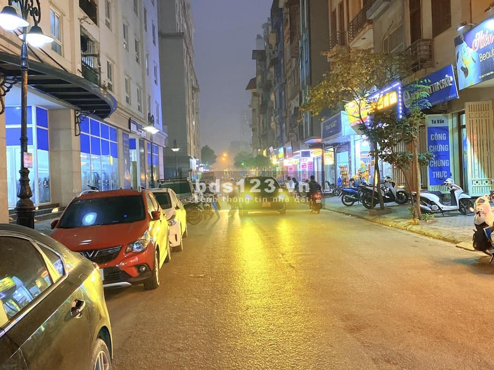 BÁN NHÀ - SIÊU HIẾM - QUÁ ĐẸP - TRUNG KÍNH - CẦU GIẤY- 45M2 x7T – GIÁ 14.3 TỶ