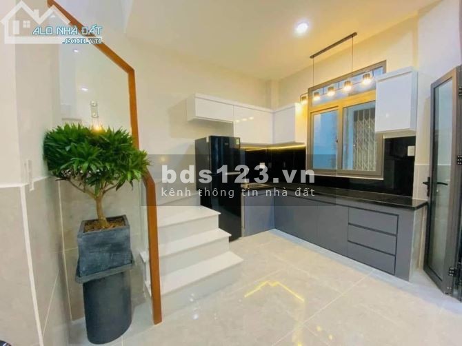 Bán nhà ngõ 99 Định Công, nhà mới Ô TÔ ĐỖ CỬA, 35m 4 tầng chỉ 3,5 tỷ
