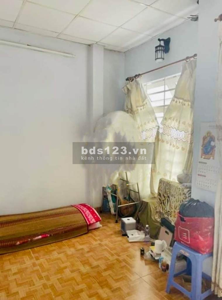 Bán nhà Nguyễn Phúc Chu F15, Tân Bình 2 tỷ 390, sd 40m2 , 2pn