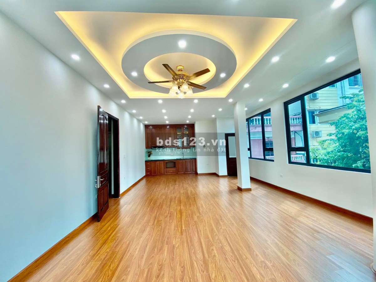Bán nhà Phúc Lợi ngõ ô tô đỗ - 48M2 - Gía 3 tỷ 9