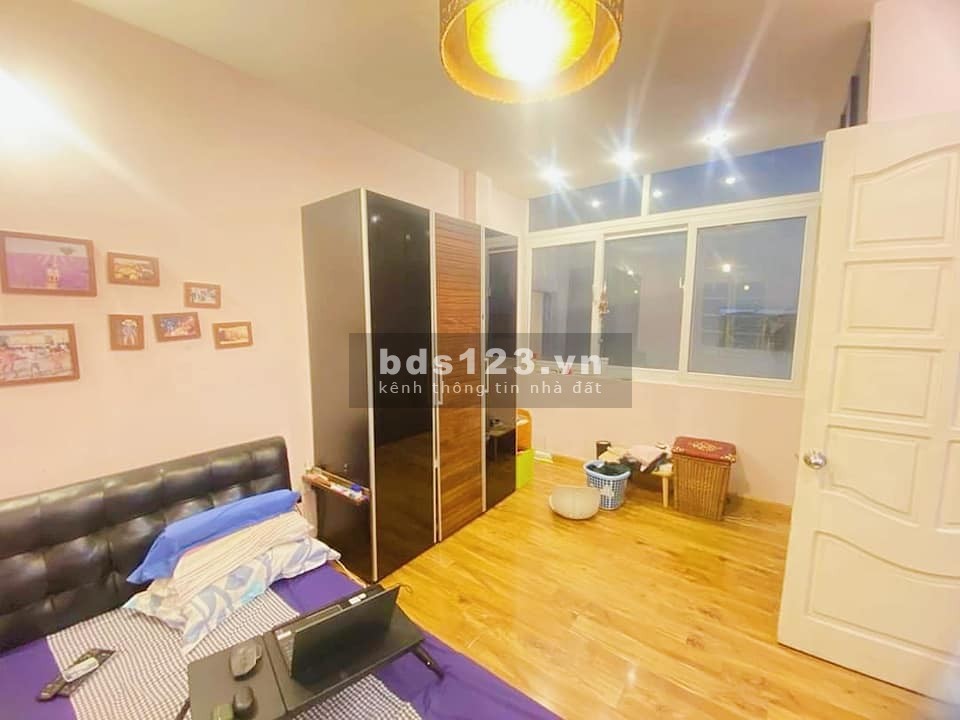 BÁN NHÀ SIÊU HIẾM - PHỐ HIẾM NHÀ BÁN - NHÀ 3 MẶT THOÁNG - PHỐ VIP TT QUẬN HAI BÀ TRƯNG