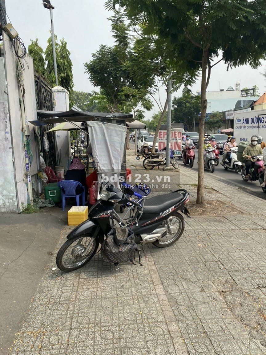 Cho thuê mặt bằng kinh doanh đường Nguyễn Oanh, quận Gò Vấp, TP HCM.