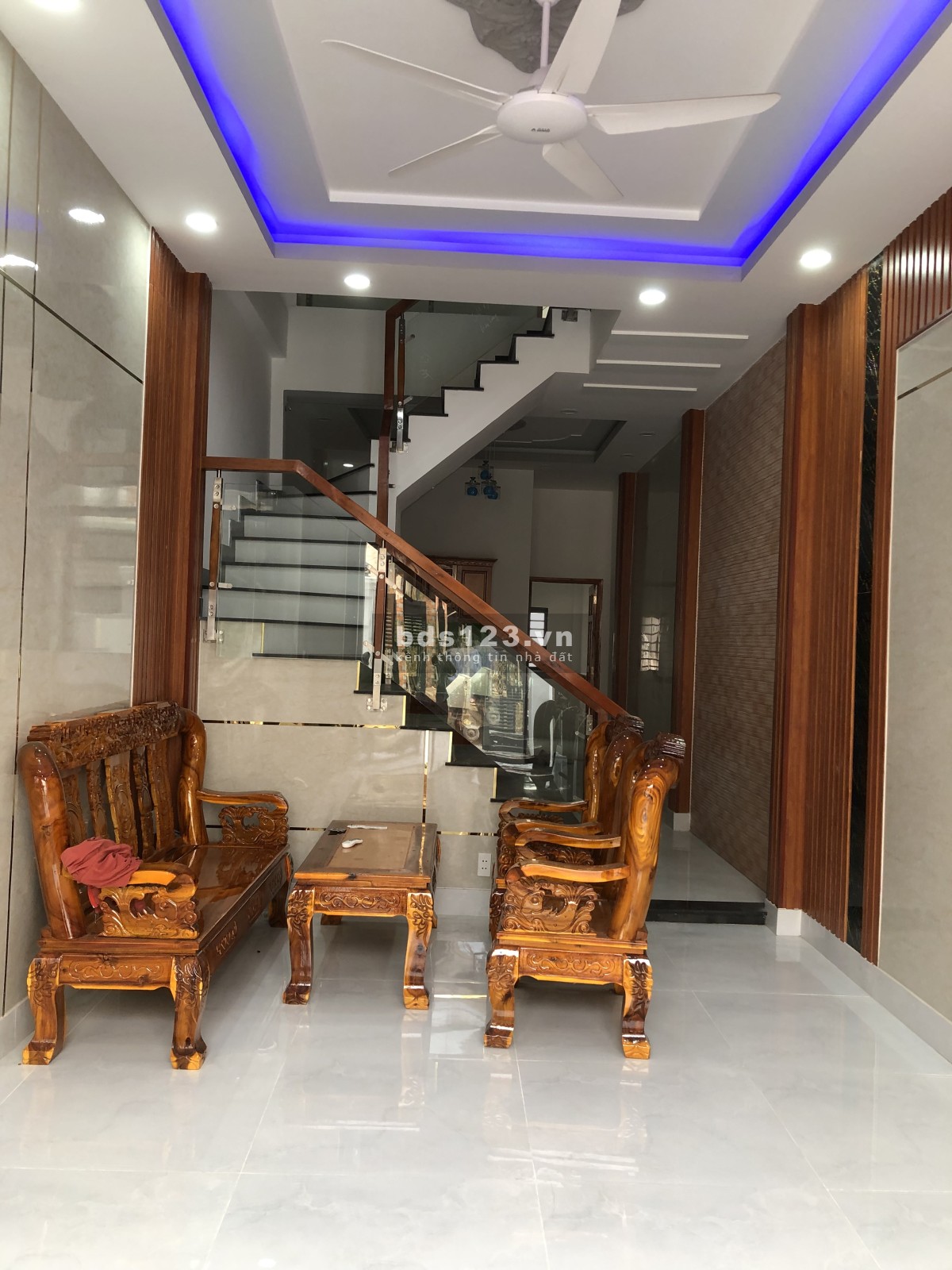 chủ cần bán ba căn nhà sổ riêng thổ cư phường bửu long một trệt một lầu diện tích 80m2