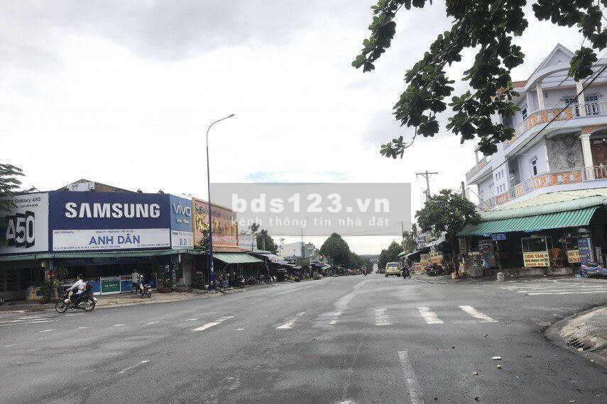 Cần tiền gấp nên chú muốn bán đất nhanh để làm vốn làm ăn