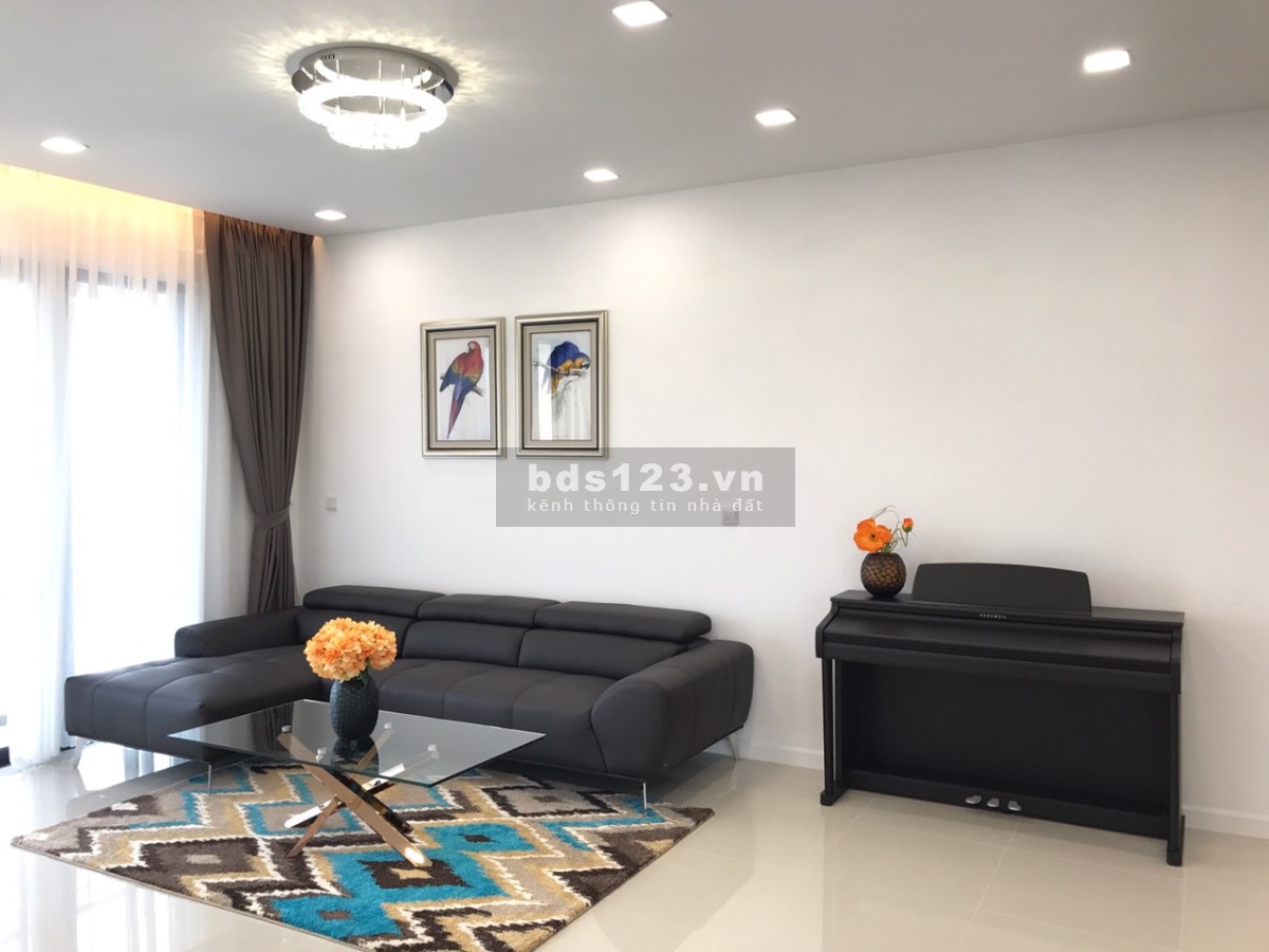 Cho thuê căn hộ 2pn 104m2 full NT cao cấp, view thành phố thoáng mát, giá tốt chỉ 28tr, gọi Duy