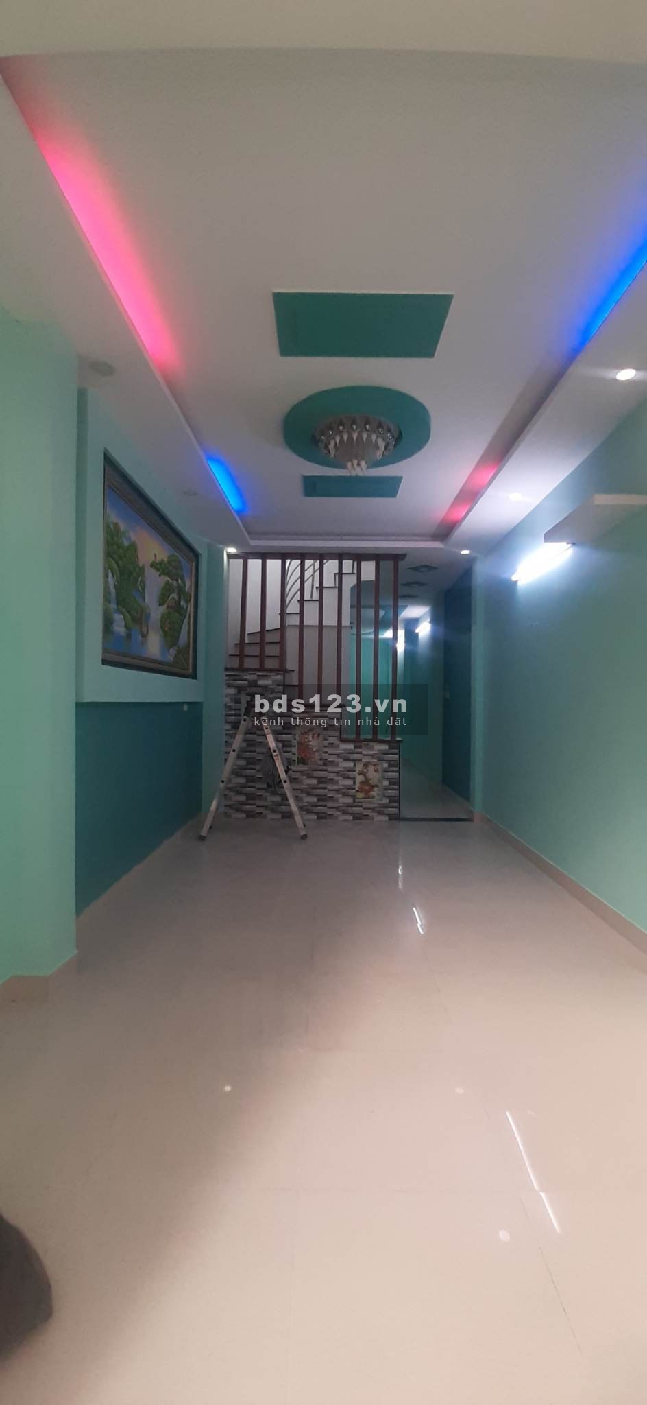 Bán nhà riêng 3 tầng, 53m2 HXH thông Hoàng Sa, Tân Bình giá 7.6 tỷ thương lượng.