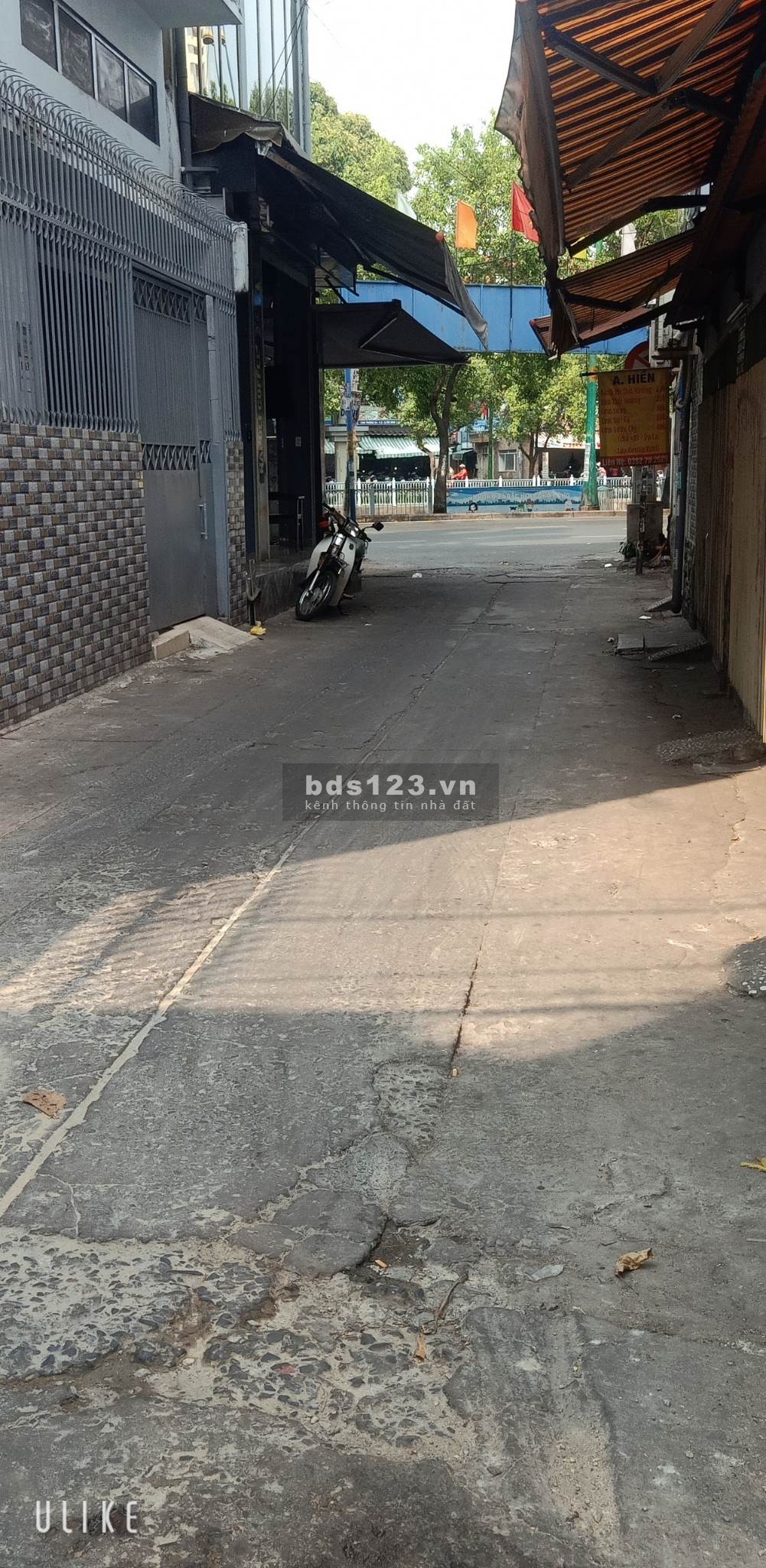 Bán nhà riêng 3 tầng, 53m2 HXH thông Hoàng Sa, Tân Bình giá 7.6 tỷ thương lượng.