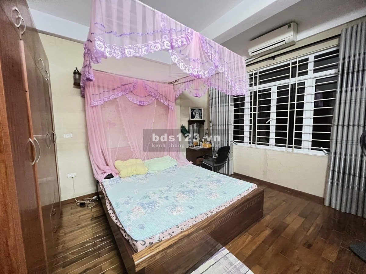 Bán biệt thự nhà liền kề, gara ô tô - Vỉa hè - Oto tải tránh nhau - Kinh doanh đỉnh