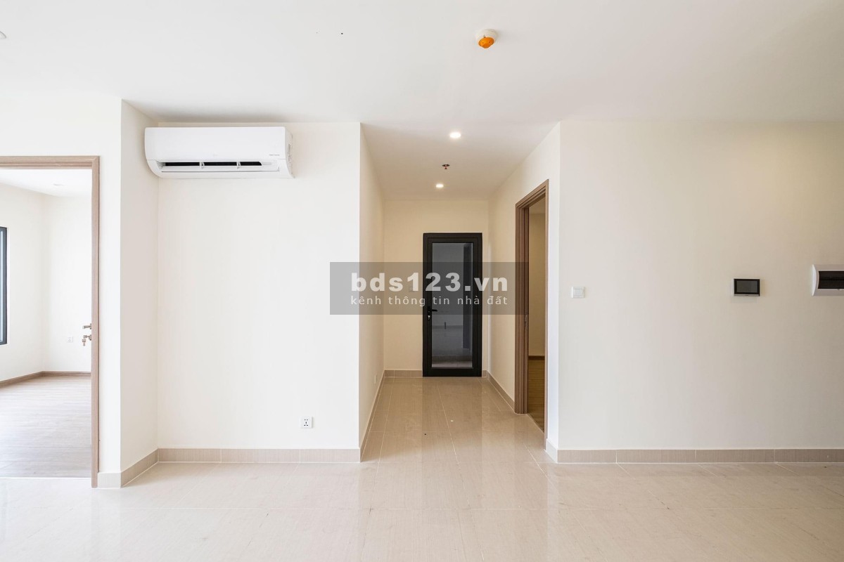 Bán căn hộ Vinhomes 2p2w 67m2 giá chỉ 2,5 tỷ