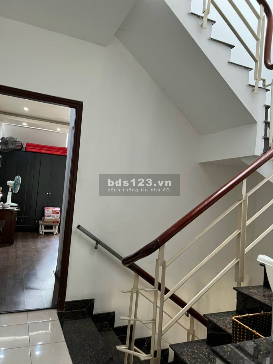 Cho thuê nhà nguyên căn Thảo Điền 4PN 4WC - 160m2 - Nội thất mới, sạch sẽ, sân rộng