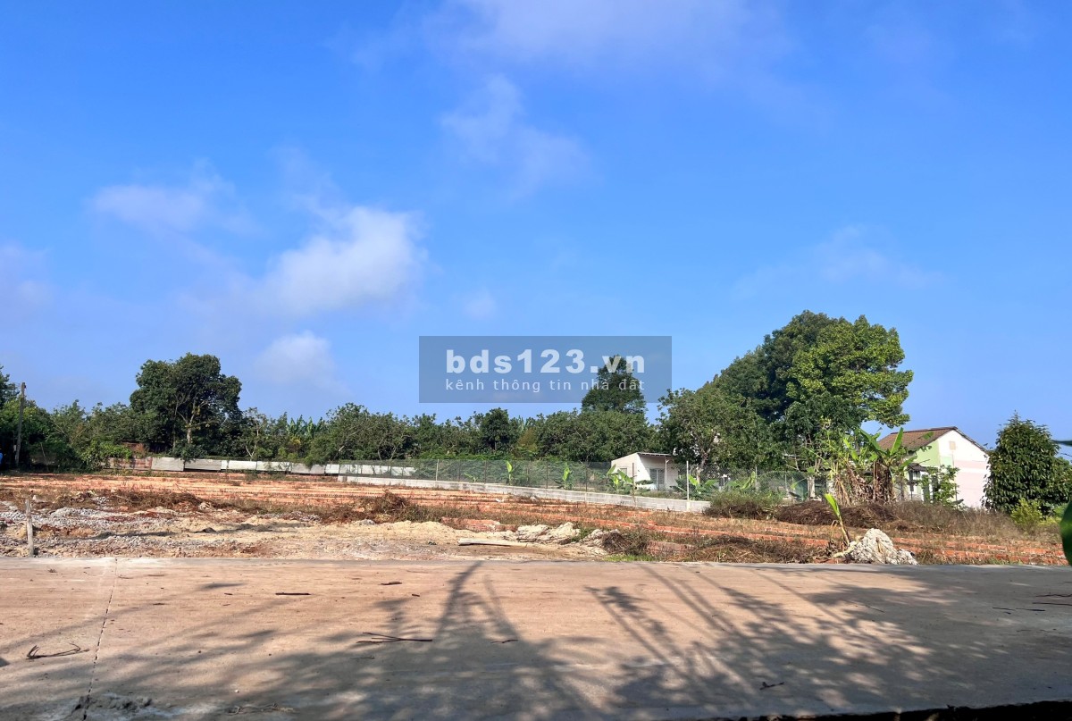 Bán đất ngay trung tâm xã Gia Kiệm, huyện Thống Nhất giá rẻ chỉ với 630 triệu/130m², full thổ cư.