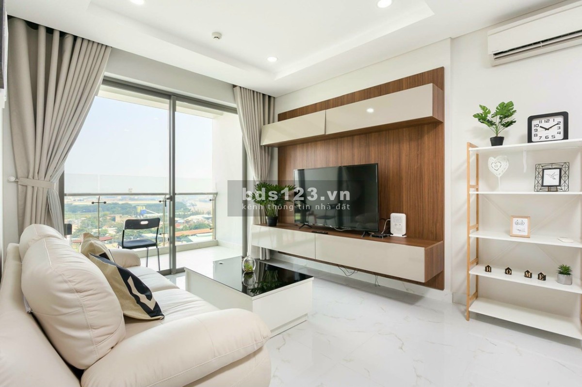 Bán CH Hùng Vương Plaza 130m2, 3PN, 3WC, căn góc. Giá thật không đăng ảo: 6.5 tỷ còn TL giảm