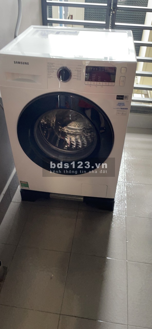Chính chủ cần tiền nên bán căn hộ 2pn 2vs, 68m, (tặng nội thất), tầng trung, chỉ 1,7 tỷ tại Vin Ocp
