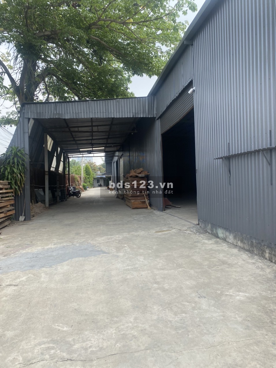 Chính chủ cần cho thuê 1000m2 nhà xưởng gần cầu Ông Bố KCN Vsip 1 Thuận An giá rẻ