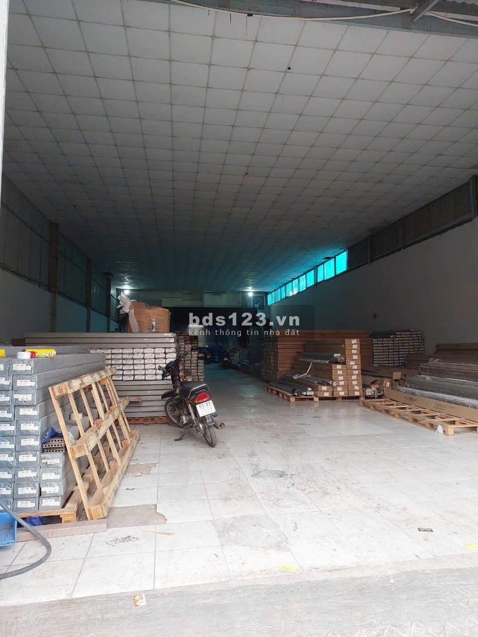 Cho thuê Xưởng 500 mặt tiền đường Thạnh Xuận 21, gần Tô Ngọc Vân, quận 12