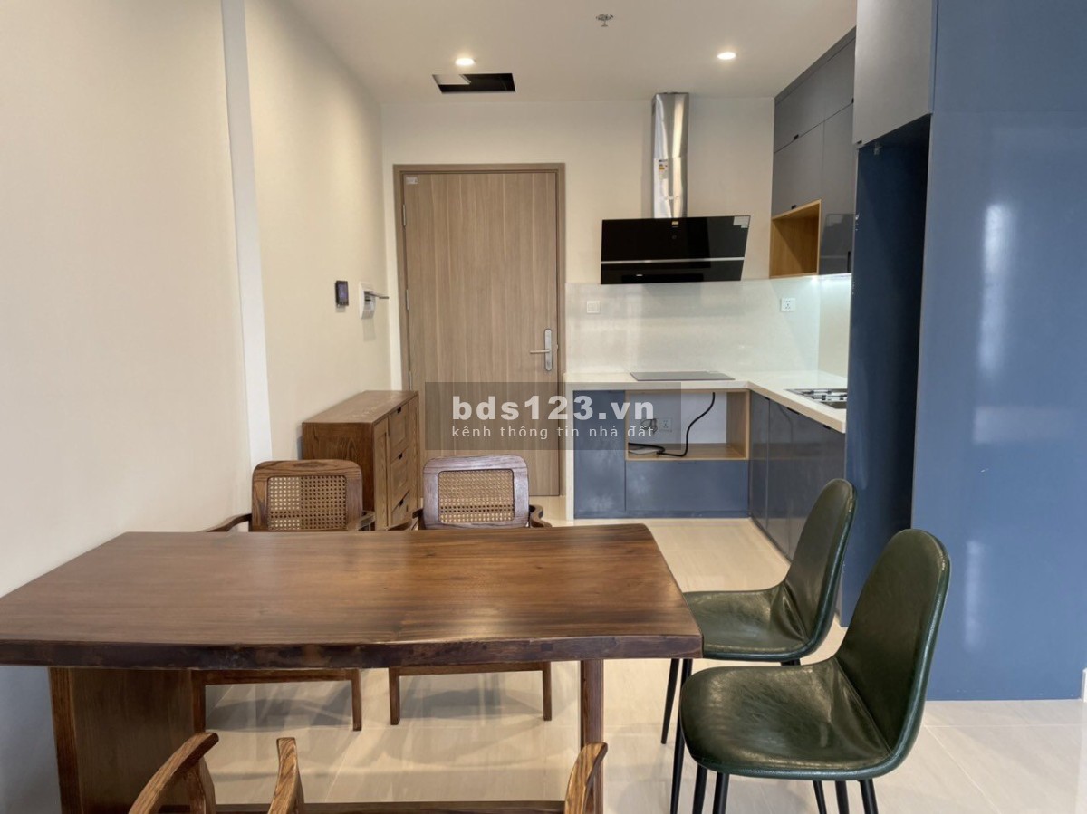 Tôi cần bán căn hộ Vinhomes 55m2 giá 2.1 tỷ bao phí