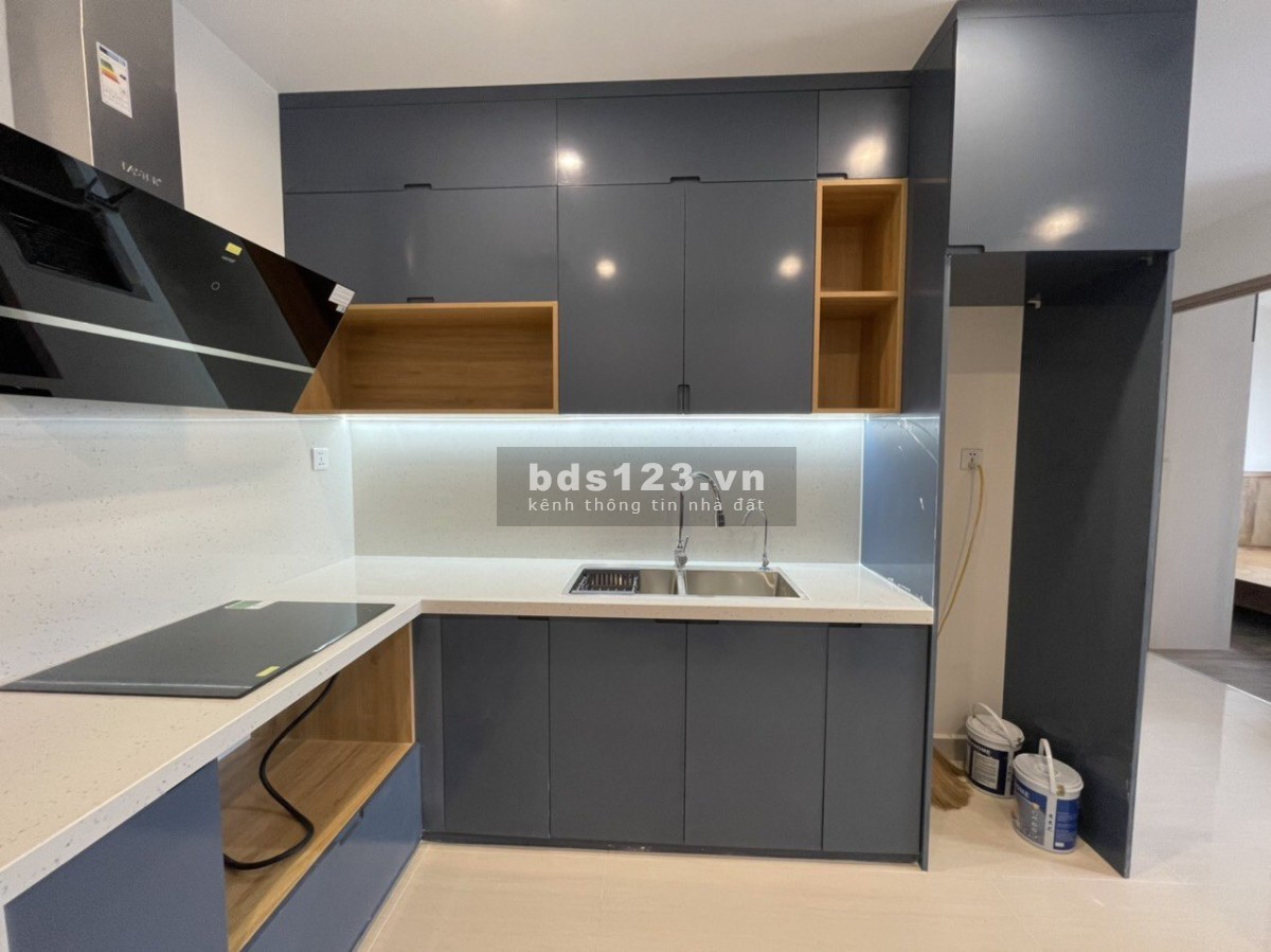 Tôi cần bán căn hộ Vinhomes 55m2 giá 2.1 tỷ bao phí