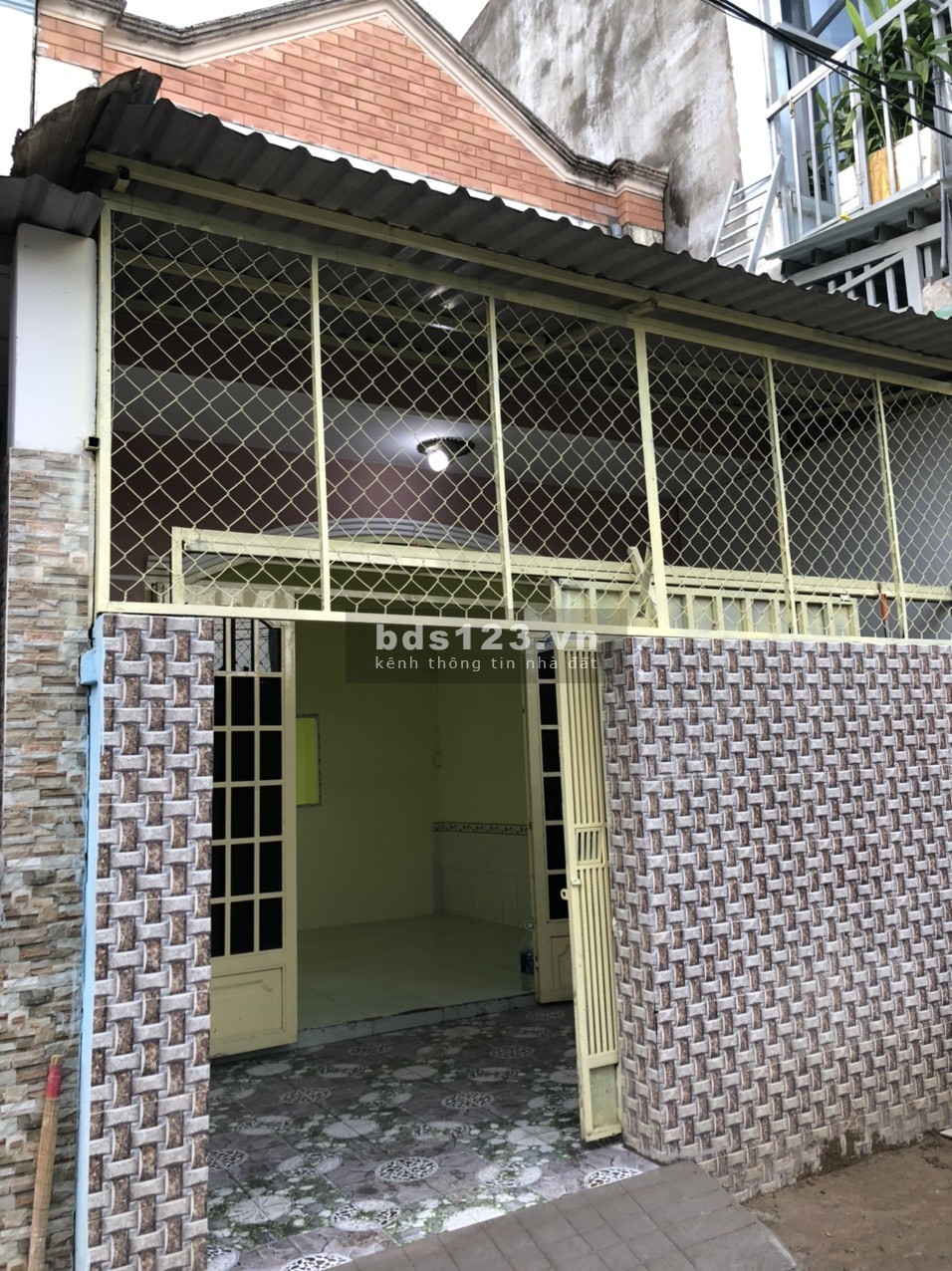 Cho thuê nhà, gác lửng 2 phòng, 1 wc An Phú Đông 9. Quận 12