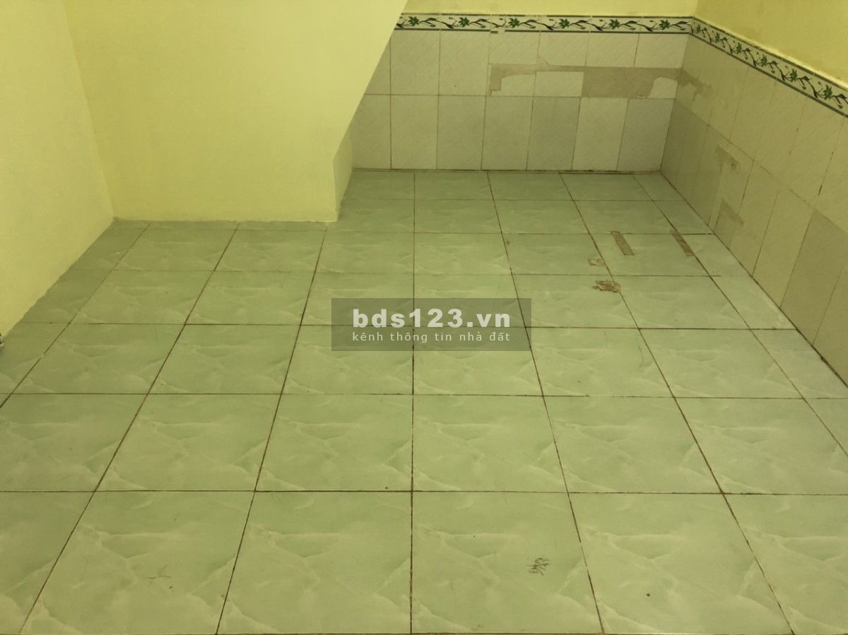 Cho thuê nhà, gác lửng 2 phòng, 1 wc An Phú Đông 9. Quận 12