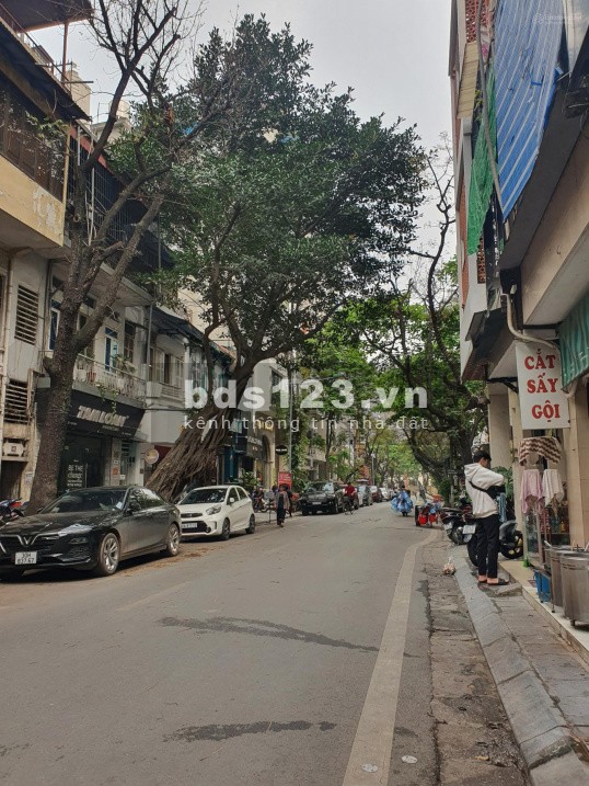 Bán nhà riêng VIP Yên Lạc. Khu PL quan chức quân đội 6 tầng, thang máy, gara oto, DT 130, giá 29 tỷ