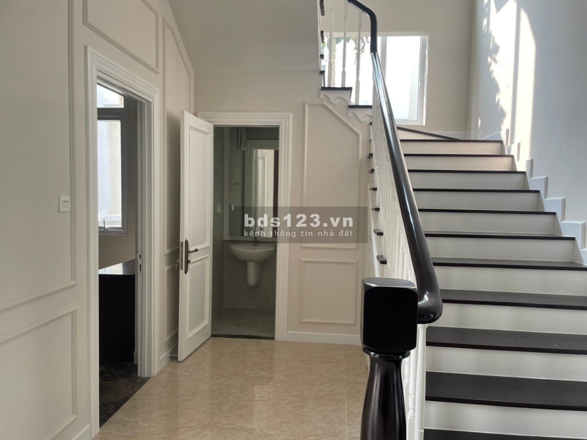 Cho thuê biệt thự đơn lập The Venica Khang Điền full nội thất