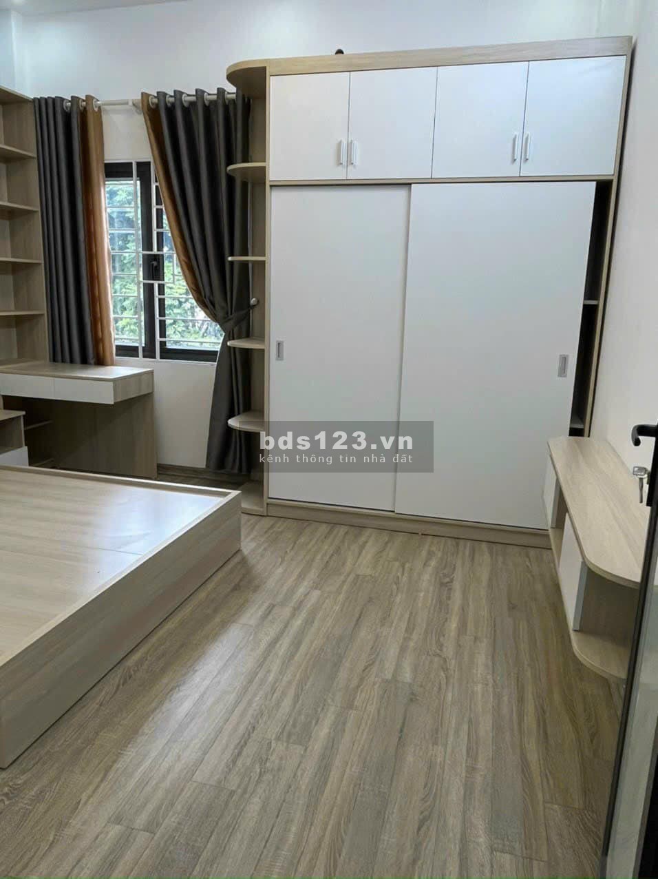 Bán nhà Đa Sỹ, Hà Đông cạnh trường quốc tế 40m2, mặt tiền gần 5m cực sang trọng giá 4,8 tỷ