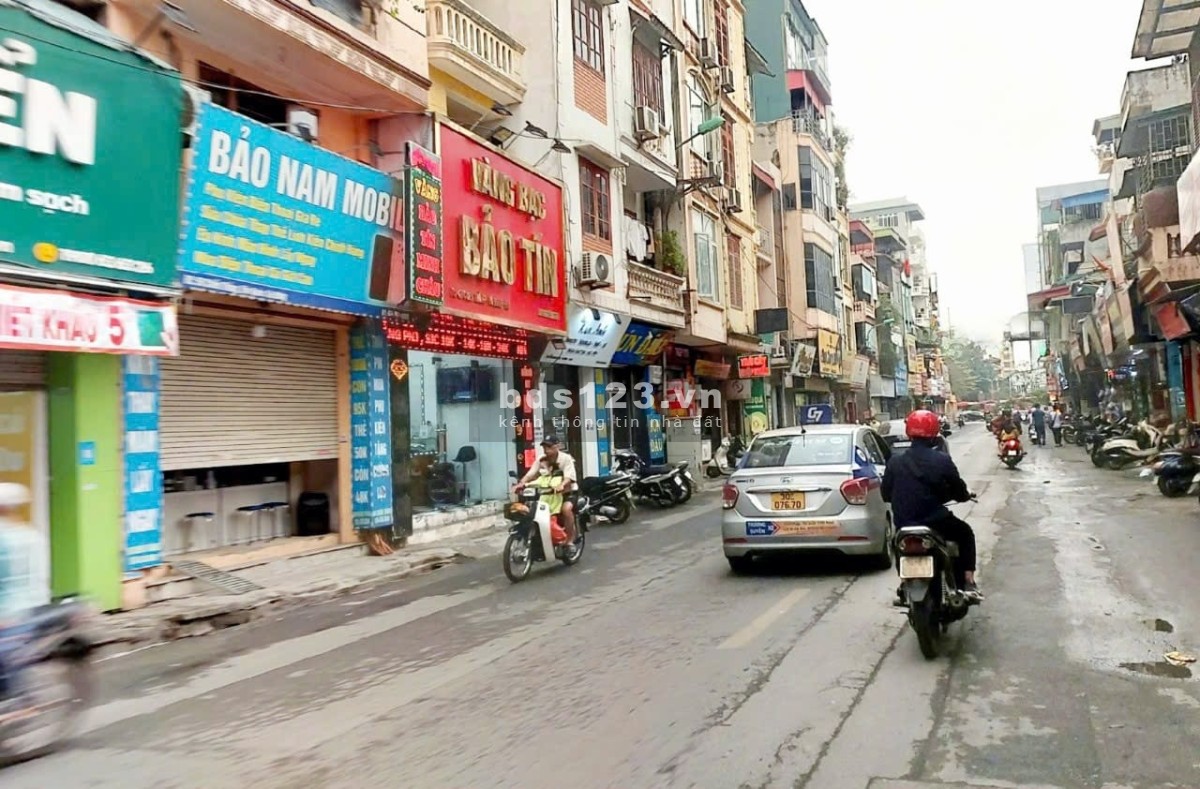 Bán nhà Đa Sỹ, Hà Đông cạnh trường quốc tế 40m2, mặt tiền gần 5m cực sang trọng giá 4,8 tỷ