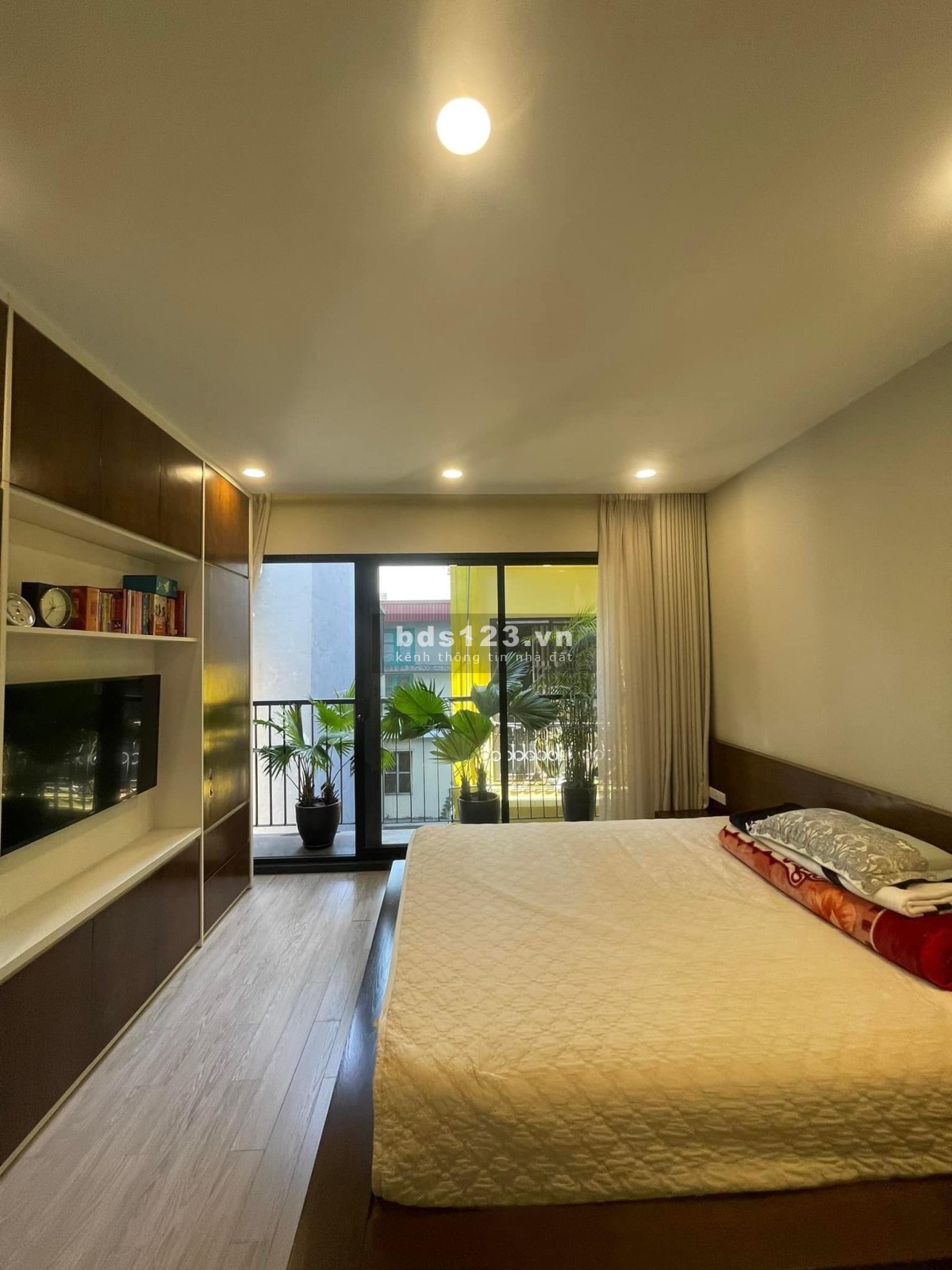 Bán nhà cực phẩm Nguyễn Văn Lộc, Hà Đông MT 4.7m 5 tầng, ô tô đỗ xình xịnh trước cửa nhỉnh 8 tỏi