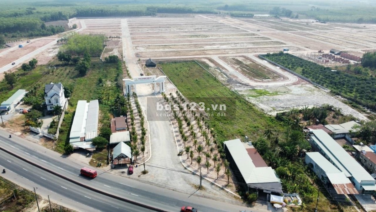 Bán đất mặt tiền Quốc lộ 14 liền kề KCN đang hoạt