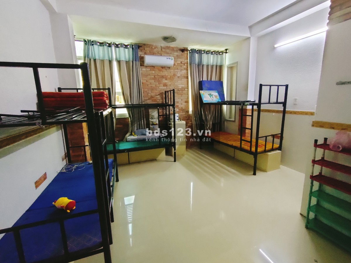 Chính chủ cần bán nhà đang cho thuê phòng trọ và căn hộ dịch vụ P11, quận 3