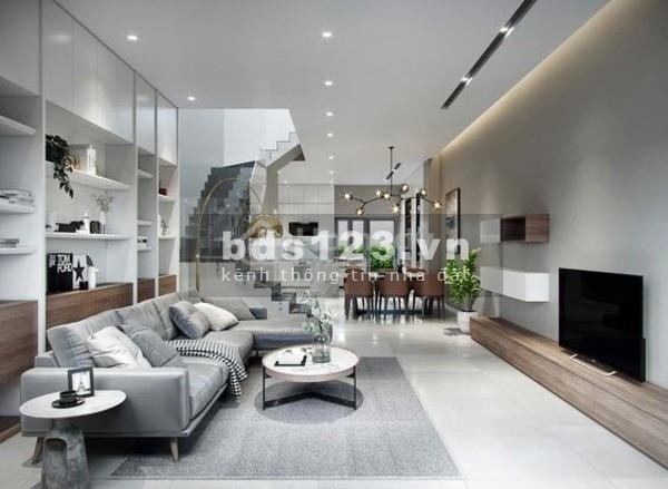 Gấp! Quá gấp! Cần bán nhanh nhà riêng đẹp 3 lầu ST, HXH Lạc Long Quân, DT 50m2, giá chỉ 8 tỷ TL