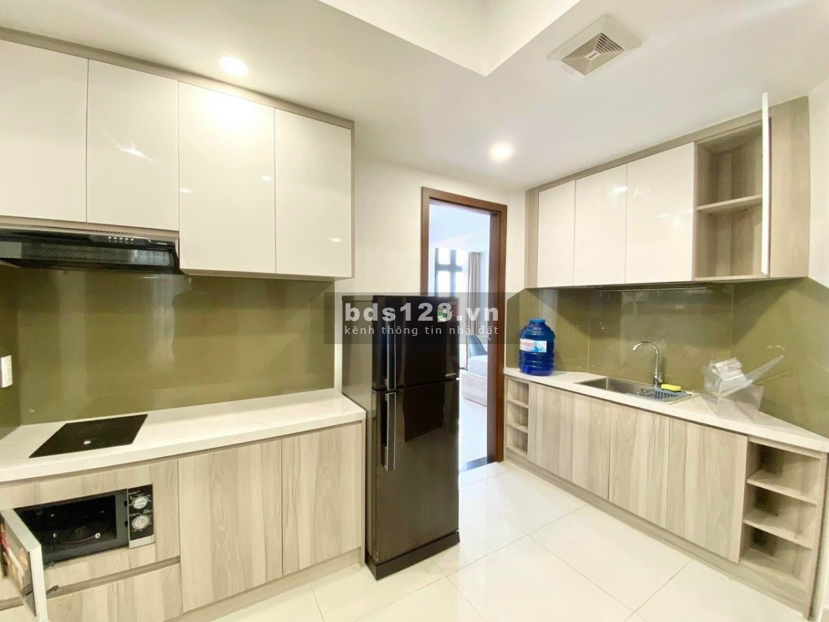 Chính chủ bán căn hộ Nguyễn Ngọc Phương 95m2, 3PN2WC, căn góc, SH chính chủ lâu dài. Giá Bán: 5.2 tỷ