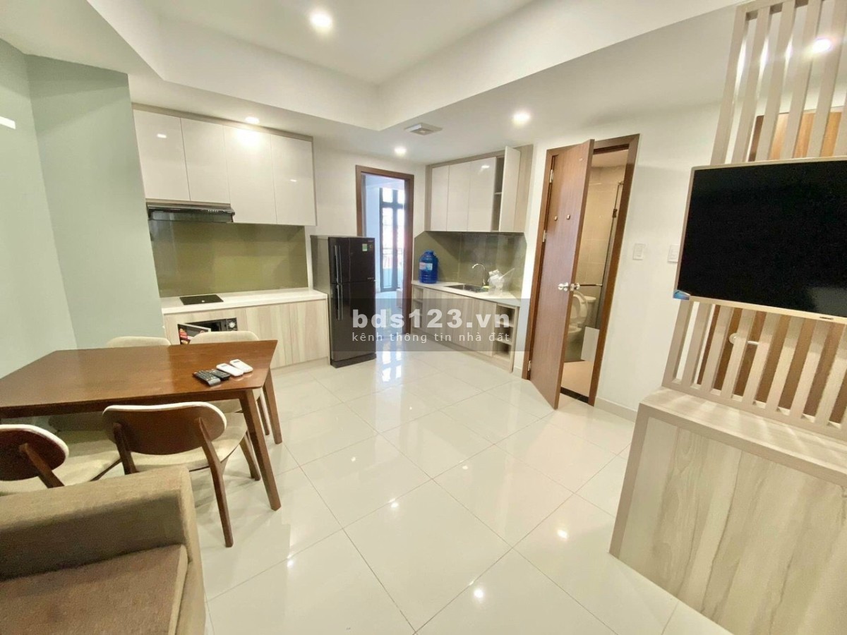 Chính chủ bán căn hộ Nguyễn Ngọc Phương 95m2, 3PN2WC, căn góc, SH chính chủ lâu dài. Giá Bán: 5.2 tỷ