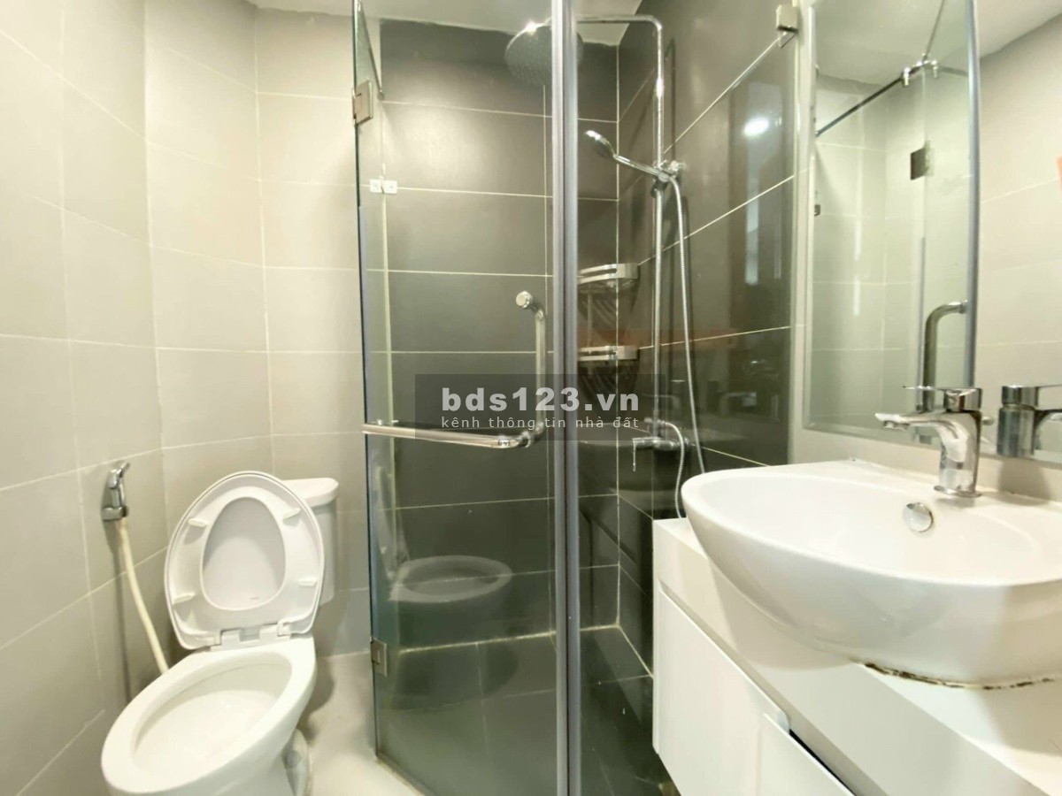 Chính chủ bán căn hộ Nguyễn Ngọc Phương 95m2, 3PN2WC, căn góc, SH chính chủ lâu dài. Giá Bán: 5.2 tỷ