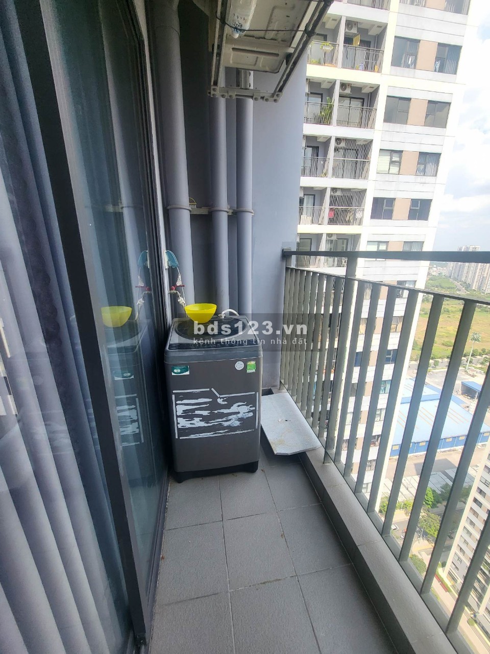 Cho thuê căn hộ Vinhomes Grand Park căn 1pn + full nội thất giá rẻ