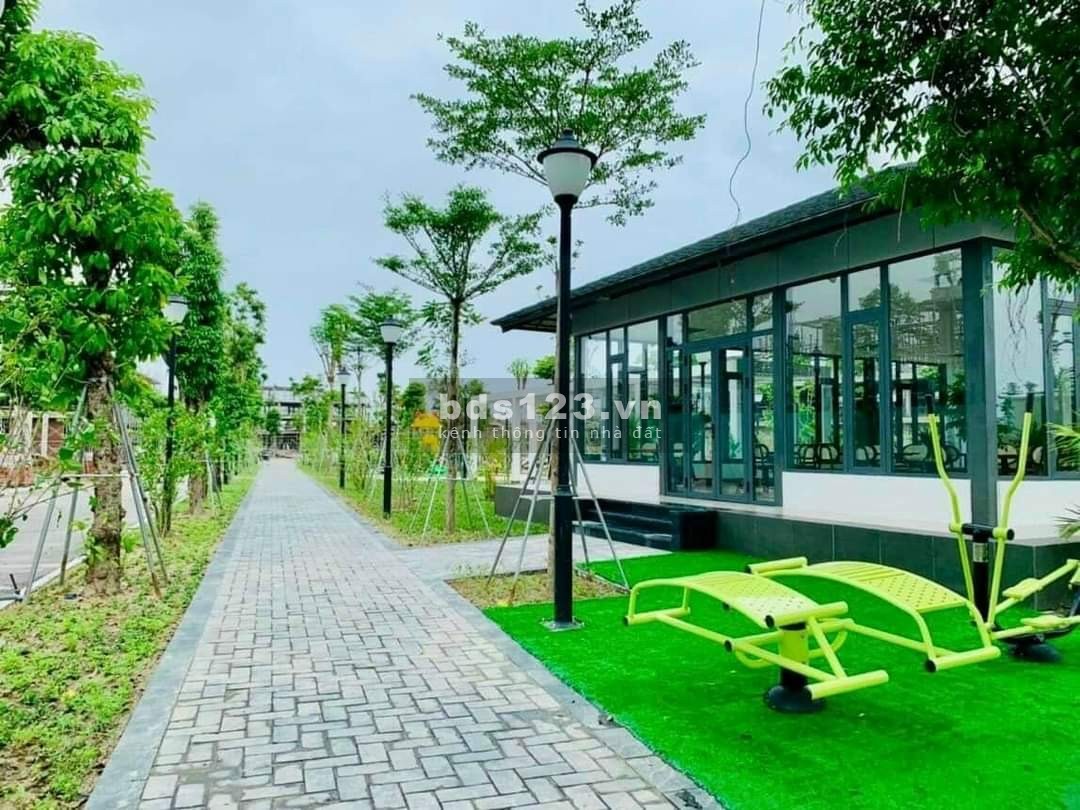 Bán nhà liền kề tại Ecogarden chỉ với giá 4.1x tỷ/căn và view công viên.